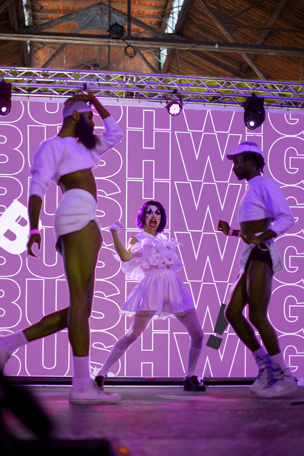 angela — Bushwig